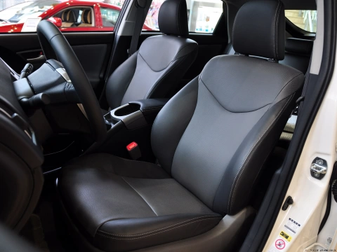 Toyota Prius – The Iconic Hybrid Car for Eco-Conscious Drivers
