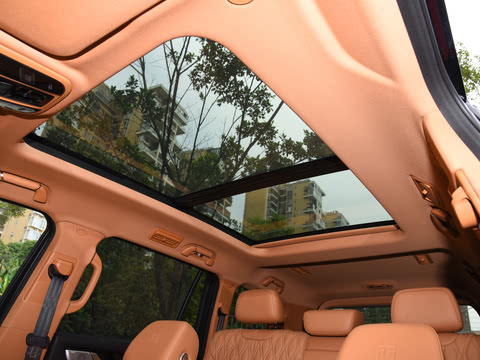 Tank 500 – Rugged Luxury SUV with Powerful Performance and Bold Design