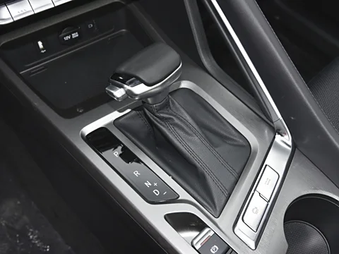 Changan CS35 PLUS – Sporty and Stylish Compact SUV with Advanced Features