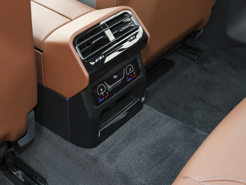 BMW 5 Series – Luxury Sedan with Exceptional Performance, Comfort, and Innovation