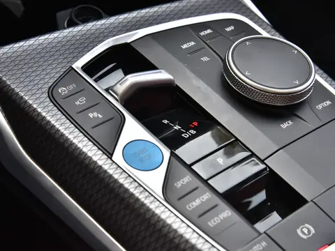 BMW i4 – All-Electric Gran Coupe with Dynamic Performance and Futuristic Design