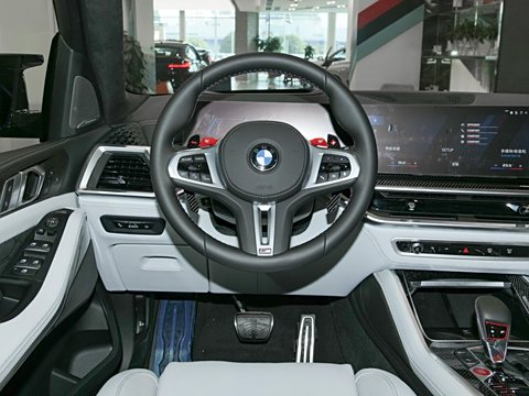 BMW X5 M – Ultimate Performance SUV for Export