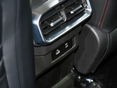 Jetour Traveller – Rugged Chinese SUV for Off-Road Adventures