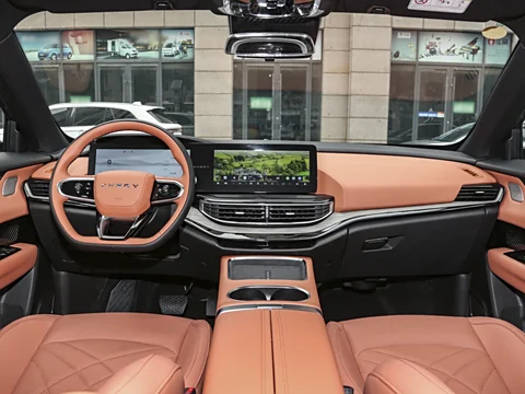 Chery eQ7 – Smart Electric SUV with Long Range and Futuristic Design