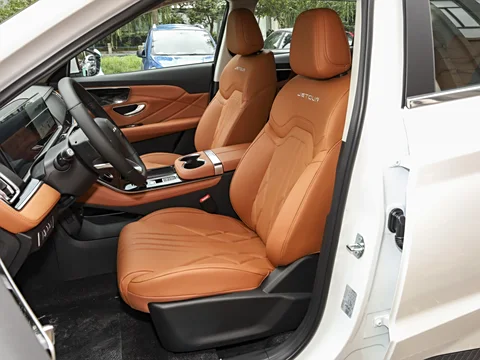 Jetour X70 Plus – Affordable 7-Seater Smart SUV for Global Families