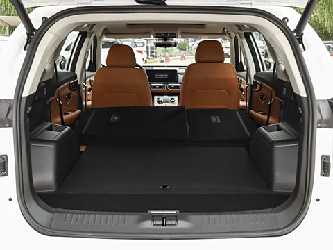 Jetour X70 Plus – Affordable 7-Seater Smart SUV for Global Families