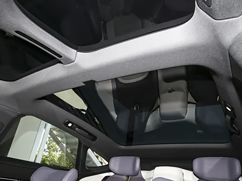 Changan Avatr 12 – Premium Electric Fastback Sedan with Huawei Technology
