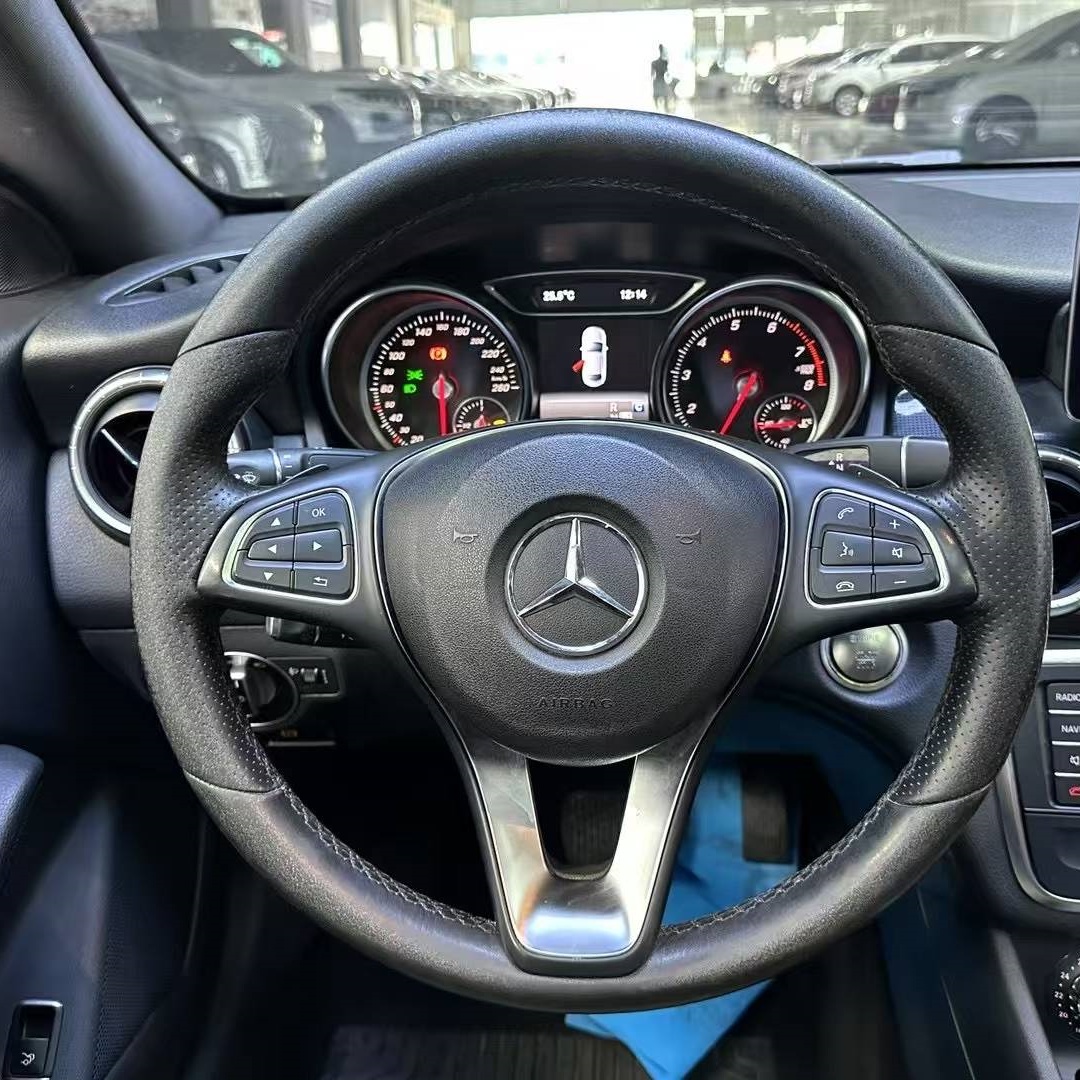 2017 Mercedes-Benz CLA – Stylish Compact Luxury Sedan for Export