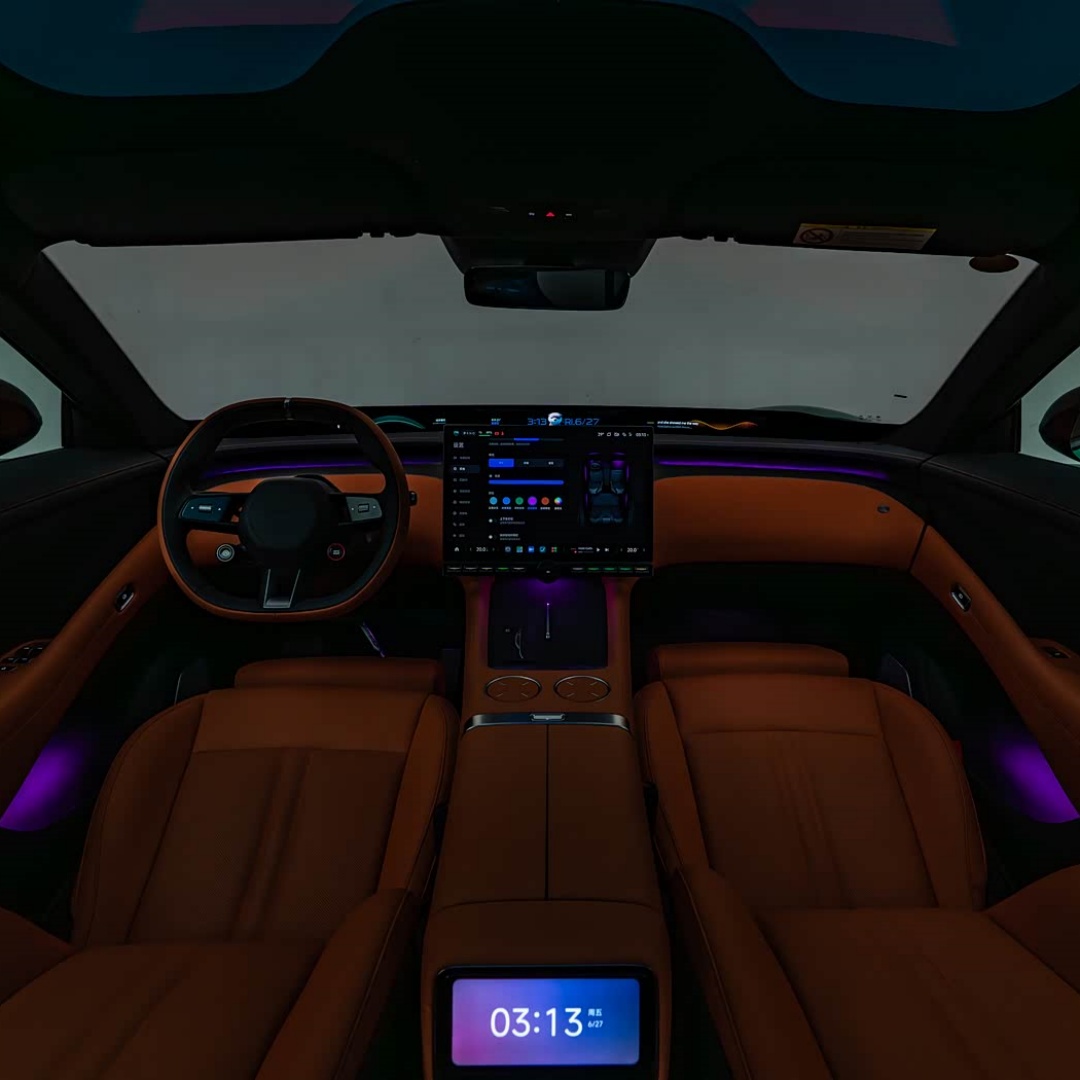 Xiaomi Yu7 Smart Car Dashboard Display – Seamless Connectivity