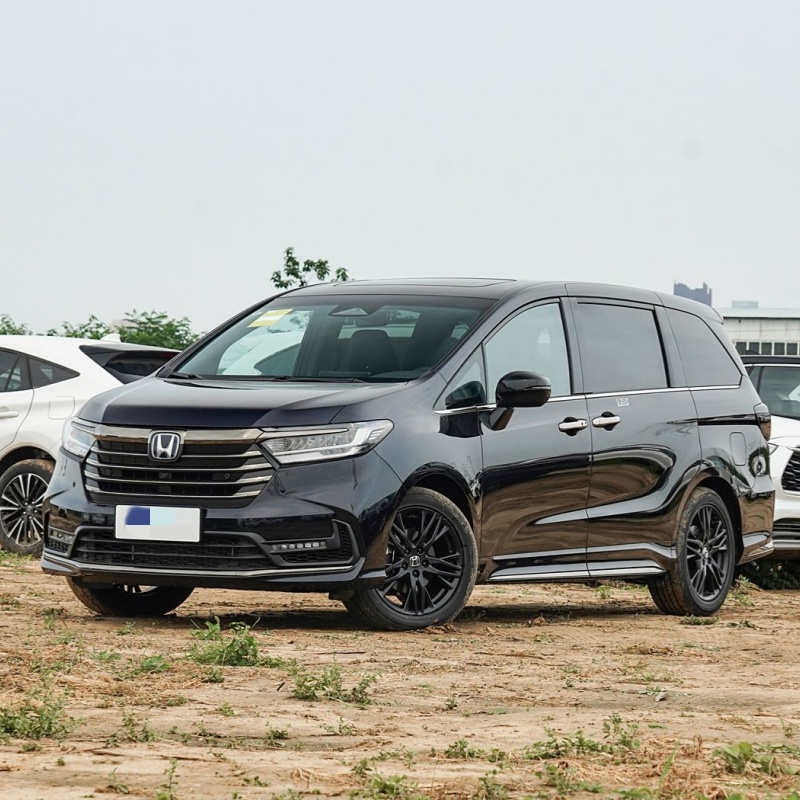 The Honda Odyssey is the ultimate family and commercial minivan, offering spacious 7 or 8-seater configurations with Left-Hand Drive (LHD) and Right-Hand Drive (RHD) options for global markets. Design
