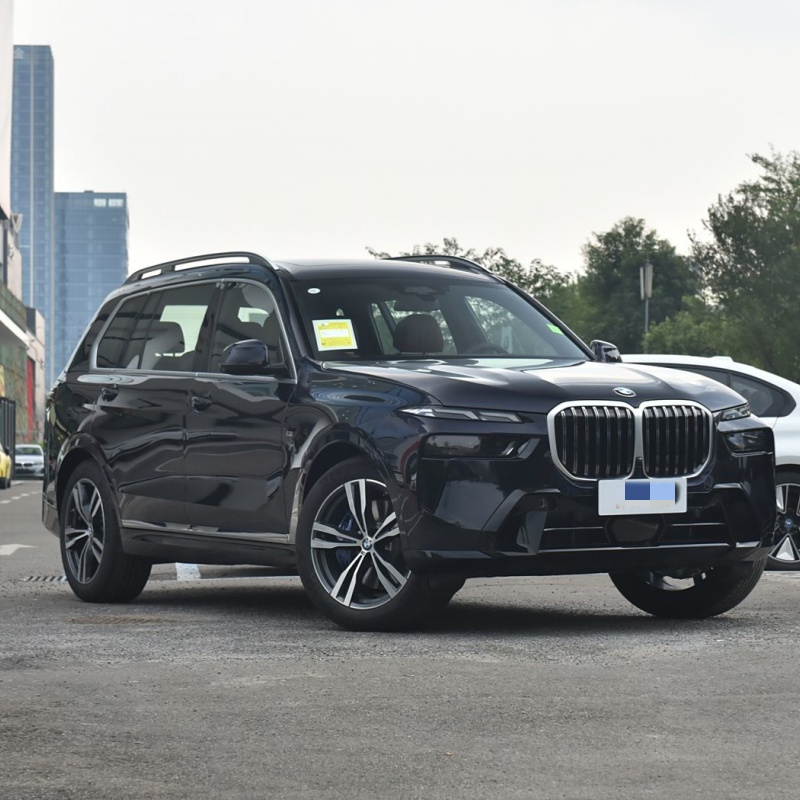 The BMW X7 delivers bold presence with unmatched luxury. This 7-seater SUV combines robust performance, opulent interiors, and intelligent all-wheel drive, making it the perfect fit for high-end marke