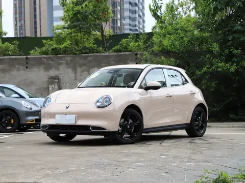 Buy the Ora Funky Cat – a fashionable and intelligent electric hatchback with eye-catching design, high-tech features, and great driving range, loved by city drivers worldwide.