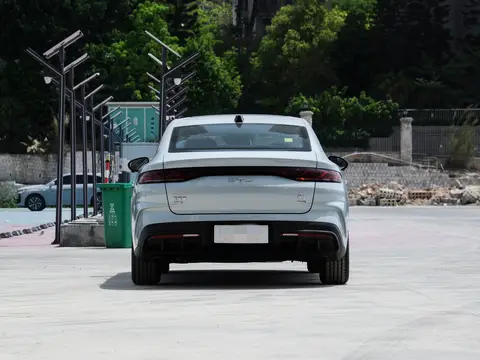 BYD Qin L DM-i