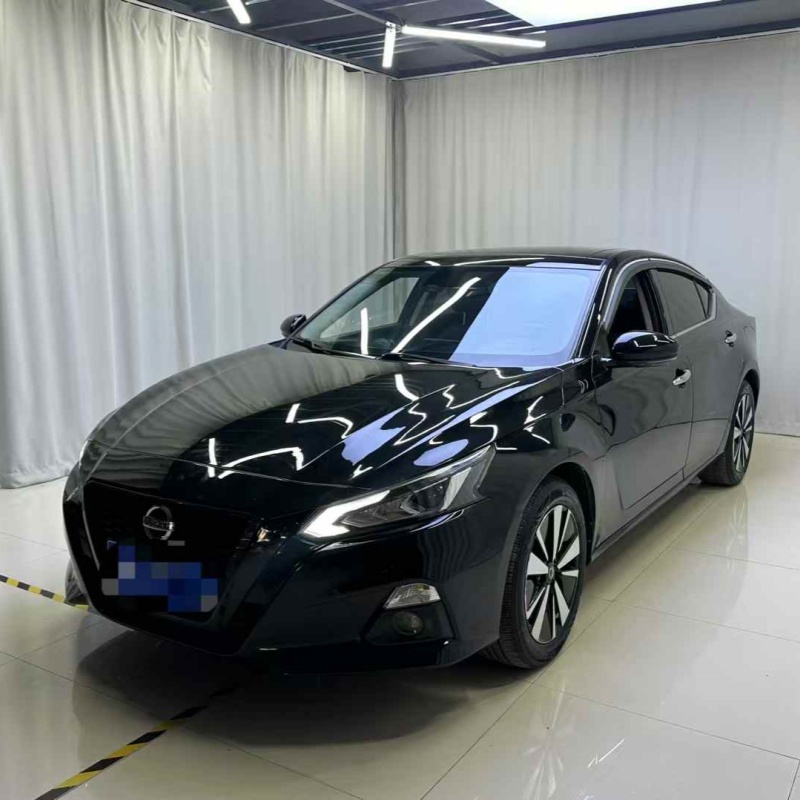 Looking for a trusted used sedan? This 2022 Nissan Altima with 30,000 KM mileage offers comfort, fuel efficiency, and top-tier Japanese reliability—perfect for export markets.