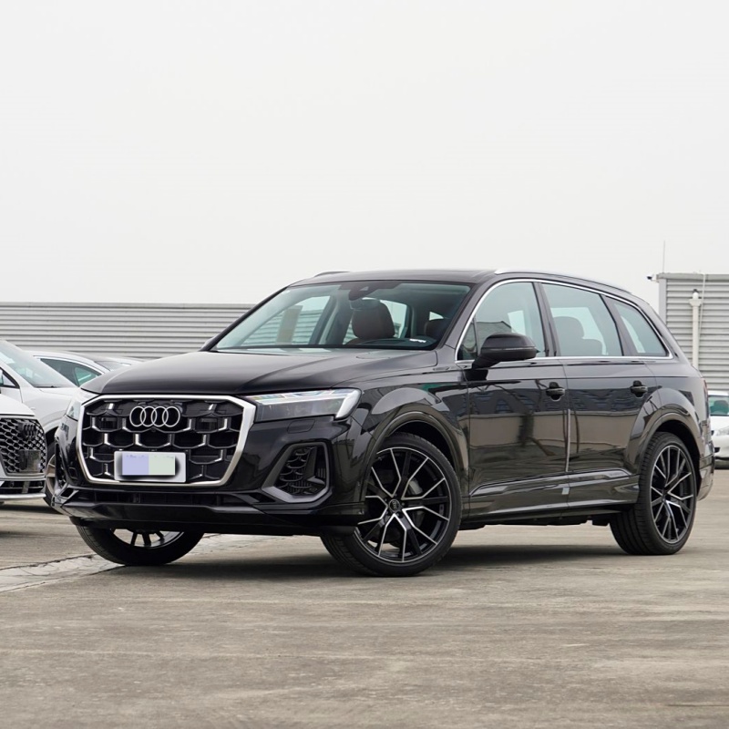 The Audi Q7 redefines luxury SUVs with its powerful TFSI turbo engine, legendary Quattro AWD, and adaptive air suspension. Enjoy 7-seater flexibility, a virtual cockpit, and premium leather interiors.