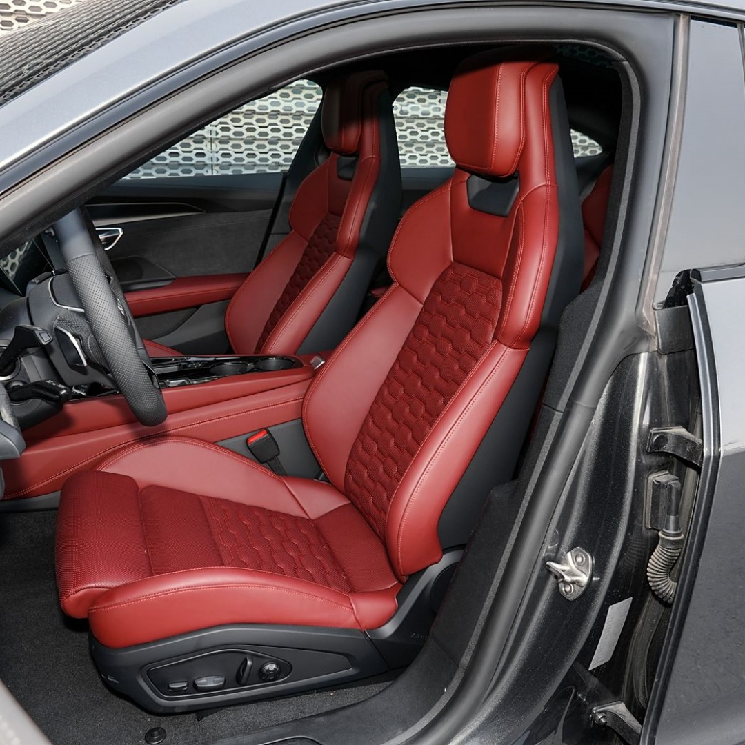 Audi e-tron GT export