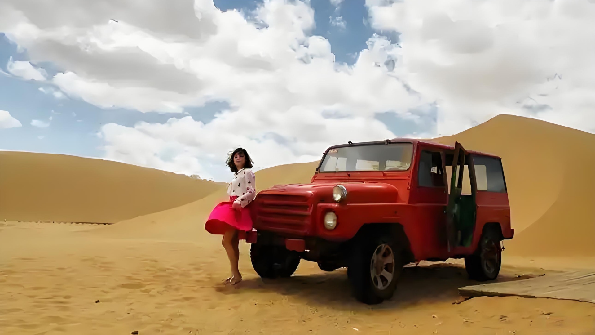 Jaisalmer Viral Video Car Incident Sparks Global Curiosity in Exotic Car Culture